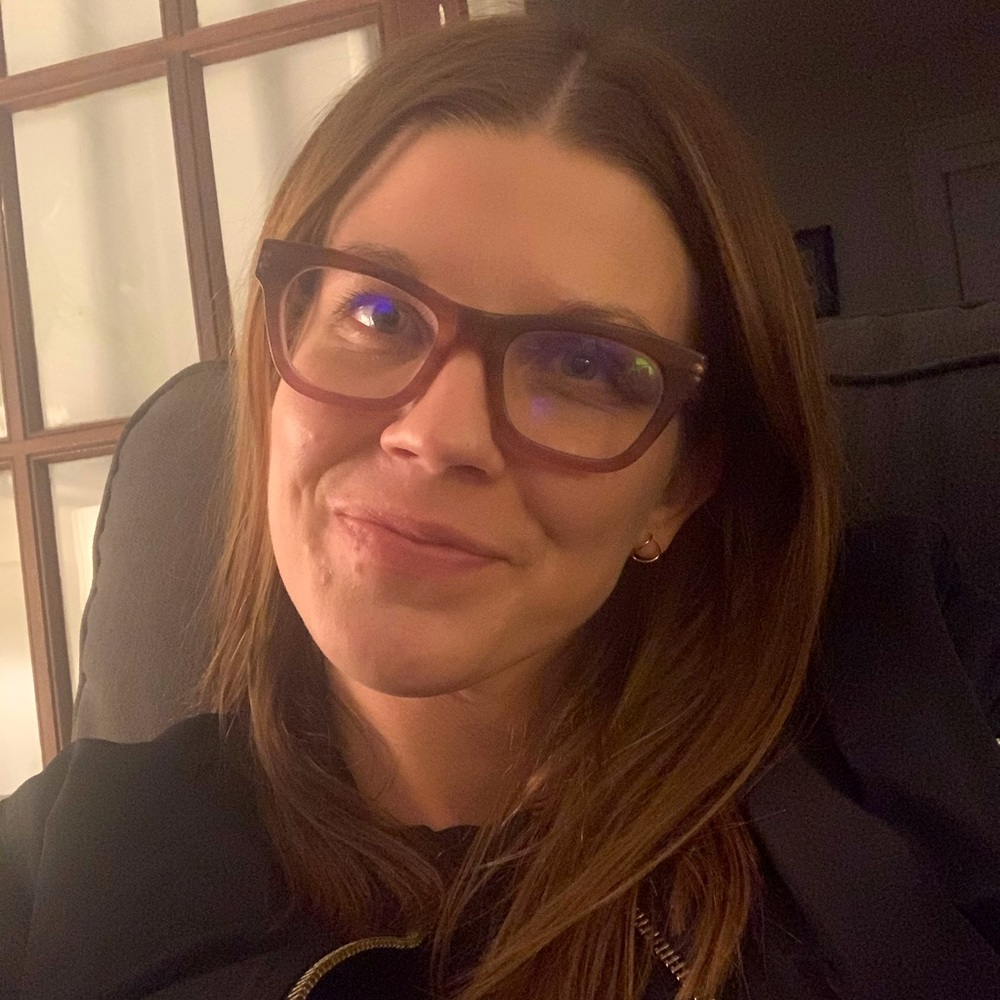 Meet your Posher, Ellen